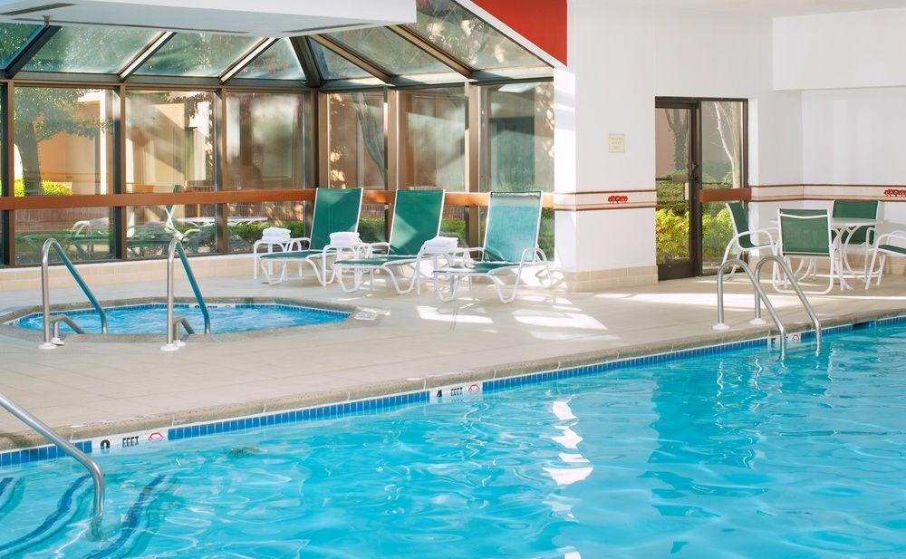 Courtyard Newark Liberty International Airport Hotel Luaran gambar